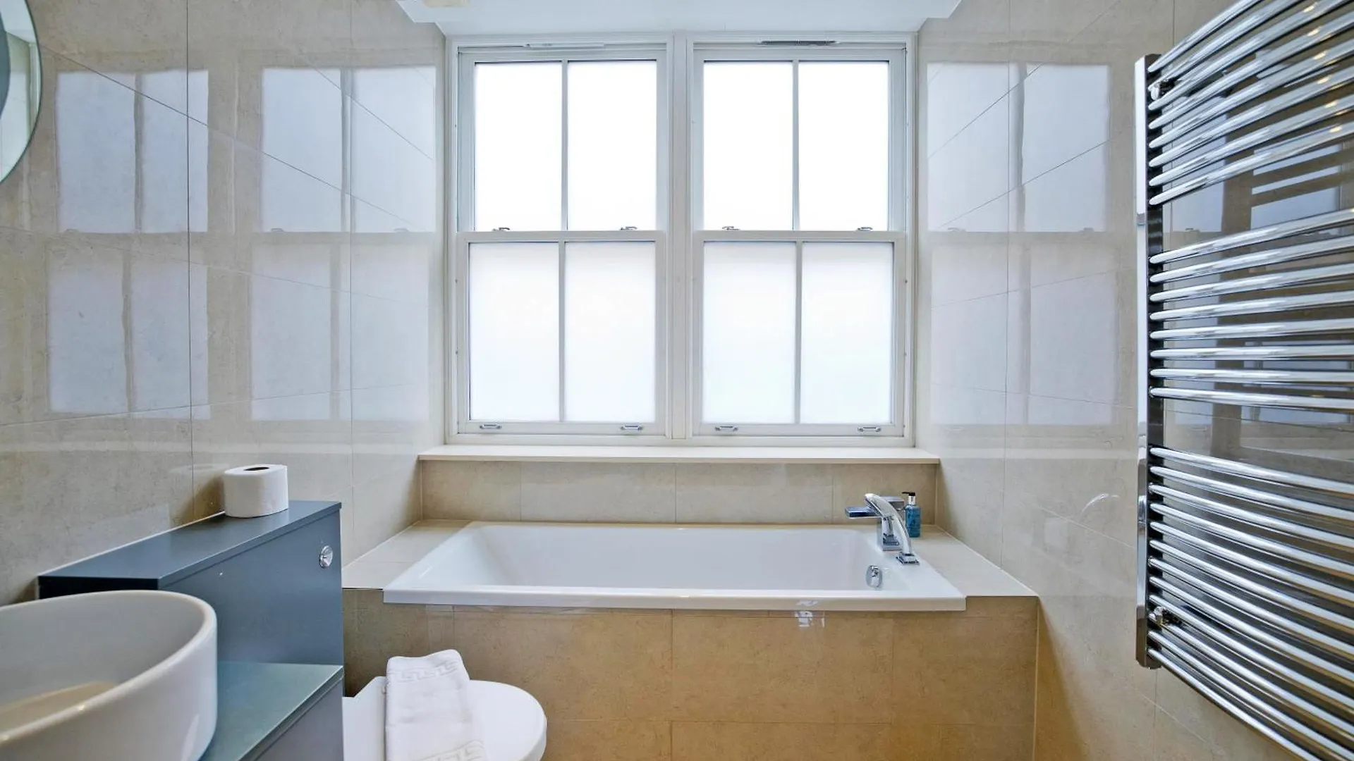 Imperial Liverpool Street Apartments Londyn