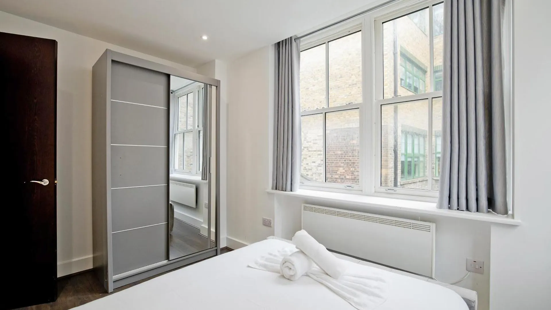 Imperial Liverpool Street Apartments London