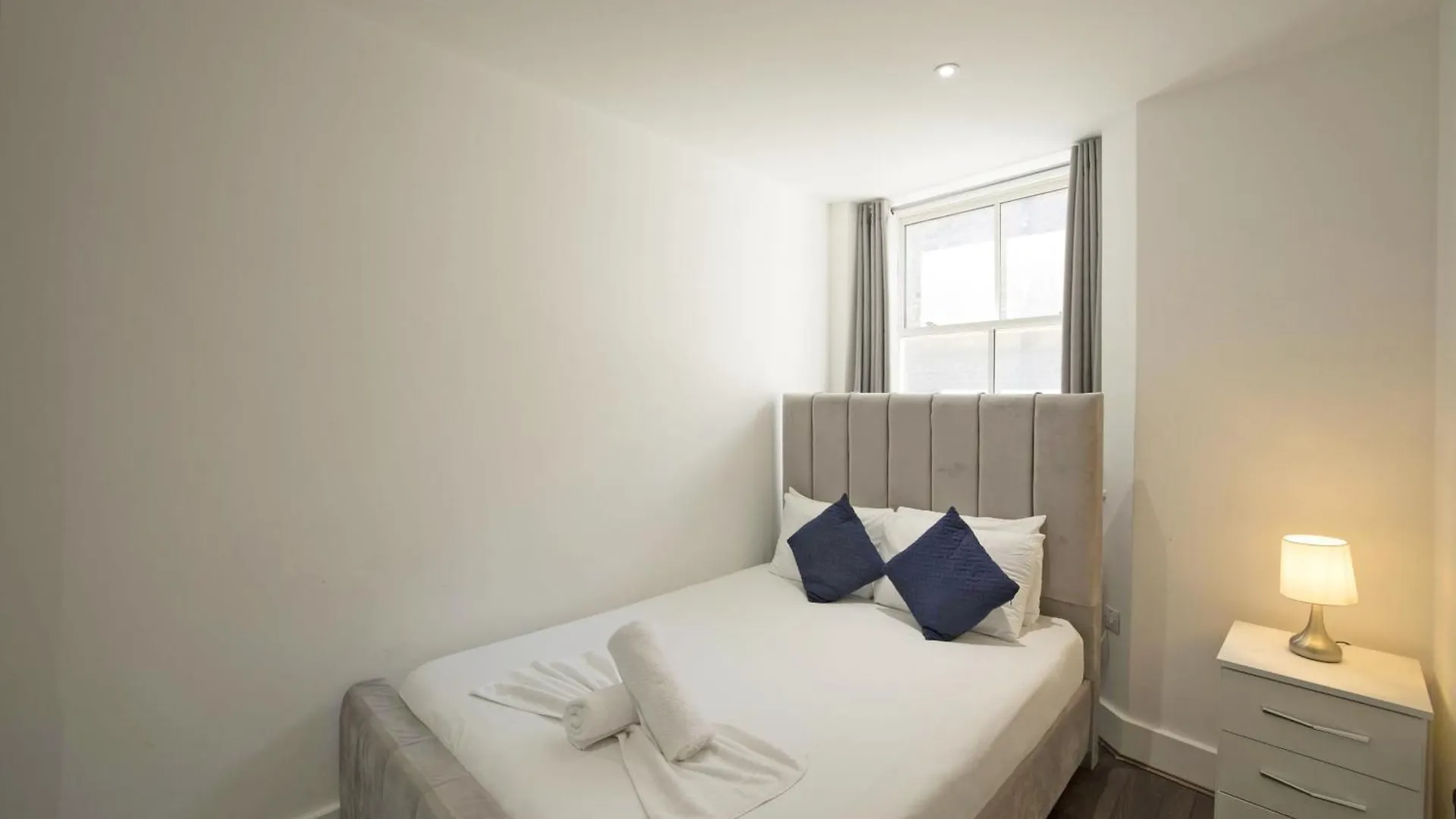 Imperial Liverpool Street Apartments Londyn