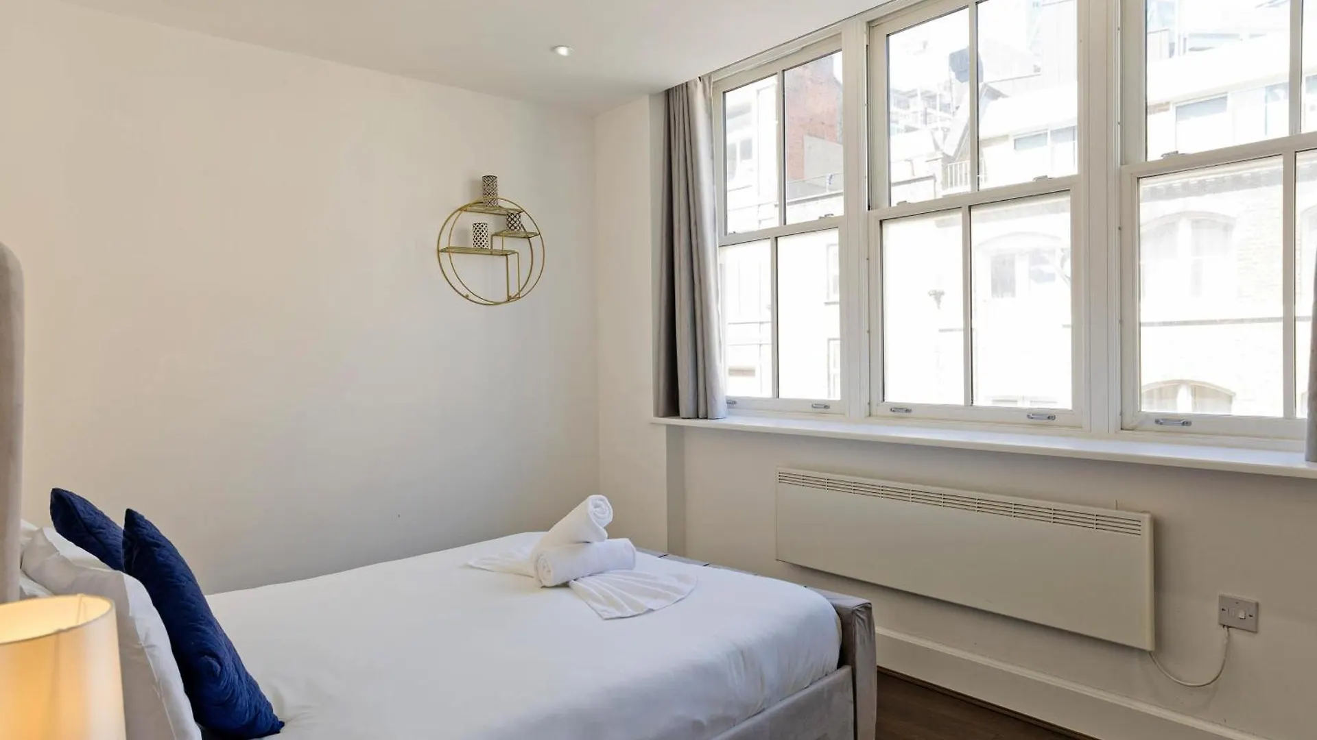 Imperial Liverpool Street Apartments Londyn