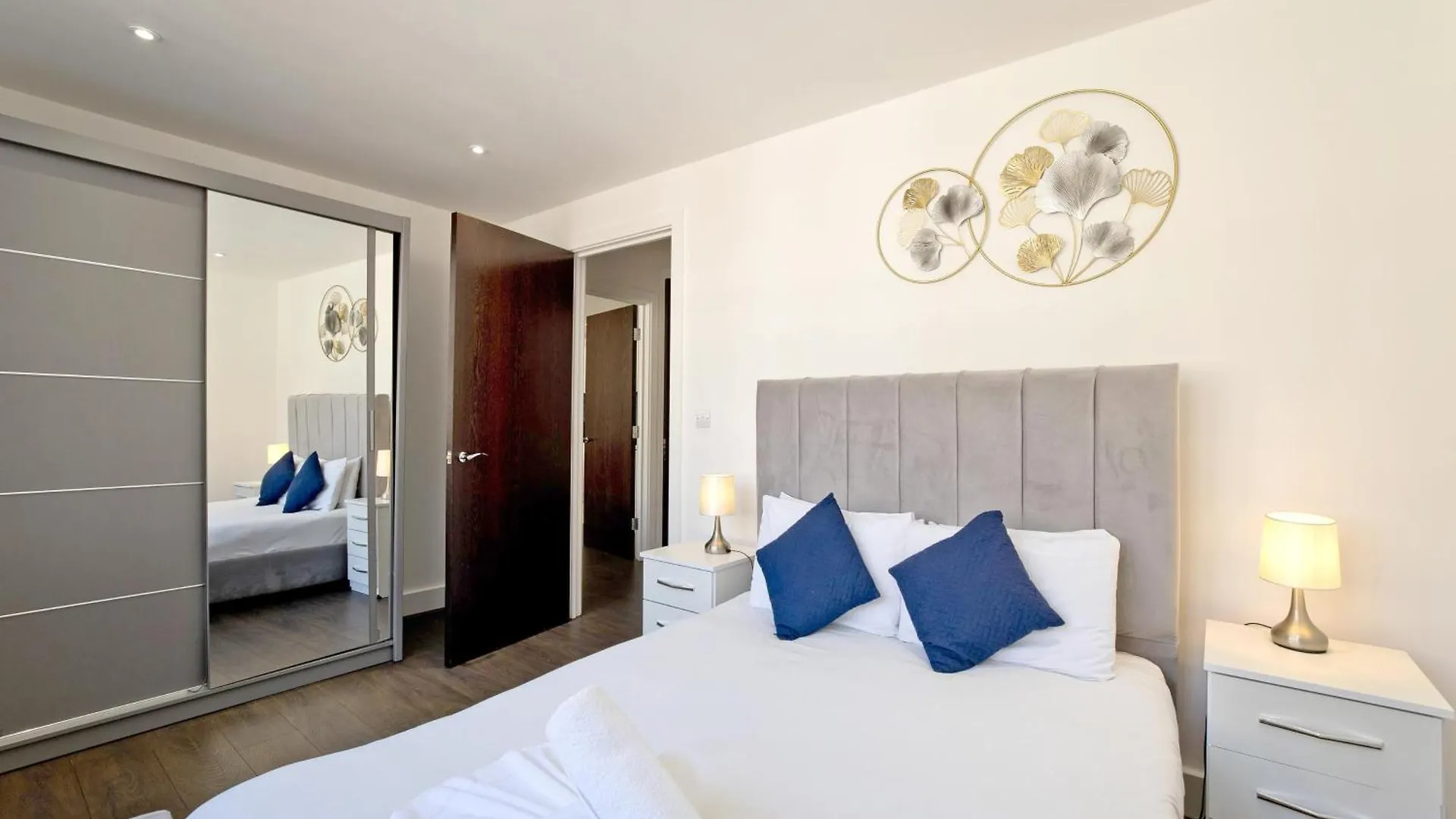 Imperial Liverpool Street Apartments Londyn