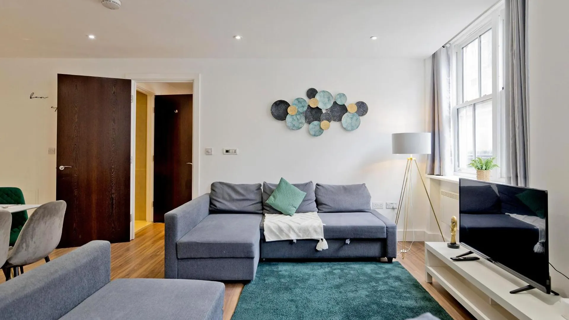 Imperial Liverpool Street Apartments Londyn
