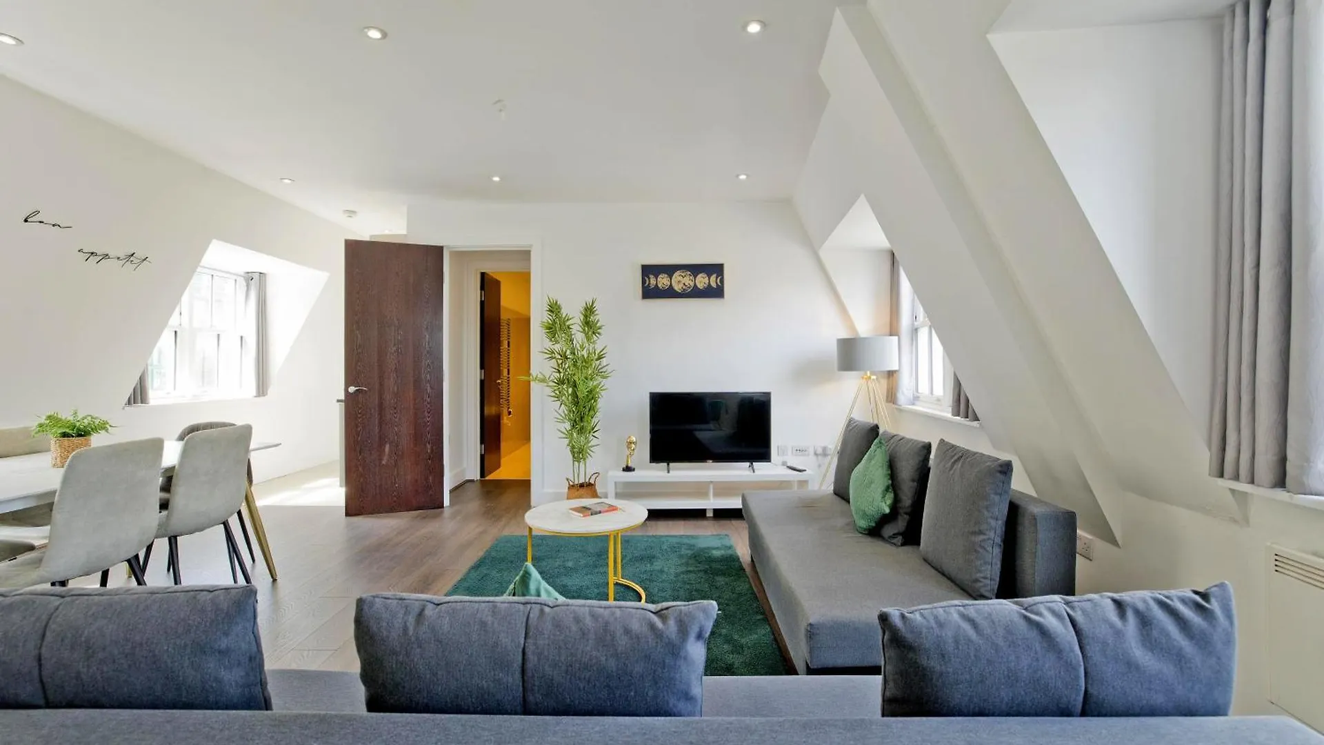 Imperial Liverpool Street Apartments Londyn 0*,