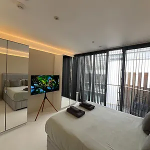 Casa Olmi In Shoreditch London