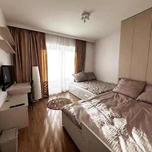 Apartament Kaskady Airport Modern - Close To The Airport And Center Polska