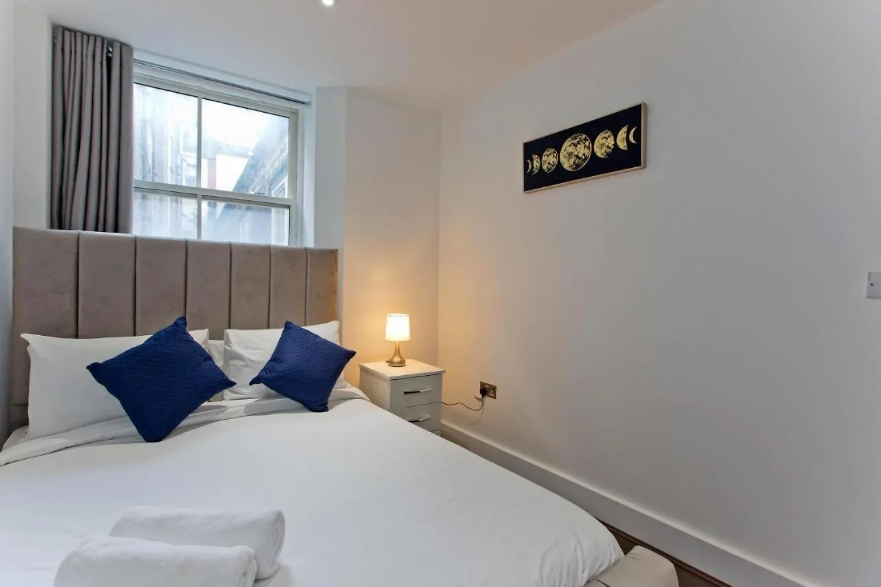 Imperial Liverpool Street Apartments Londra