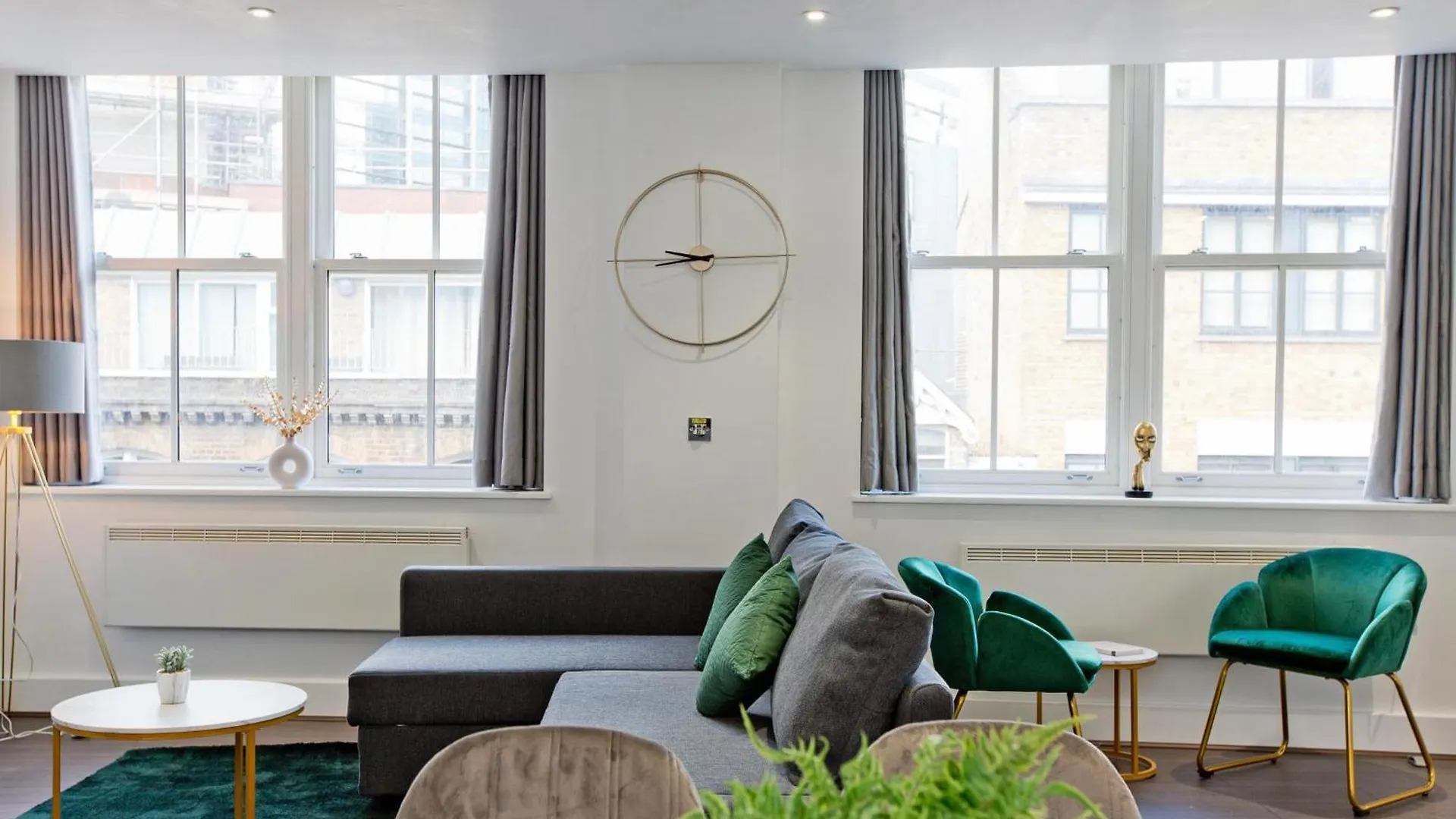 Imperial Liverpool Street Apartments Londra