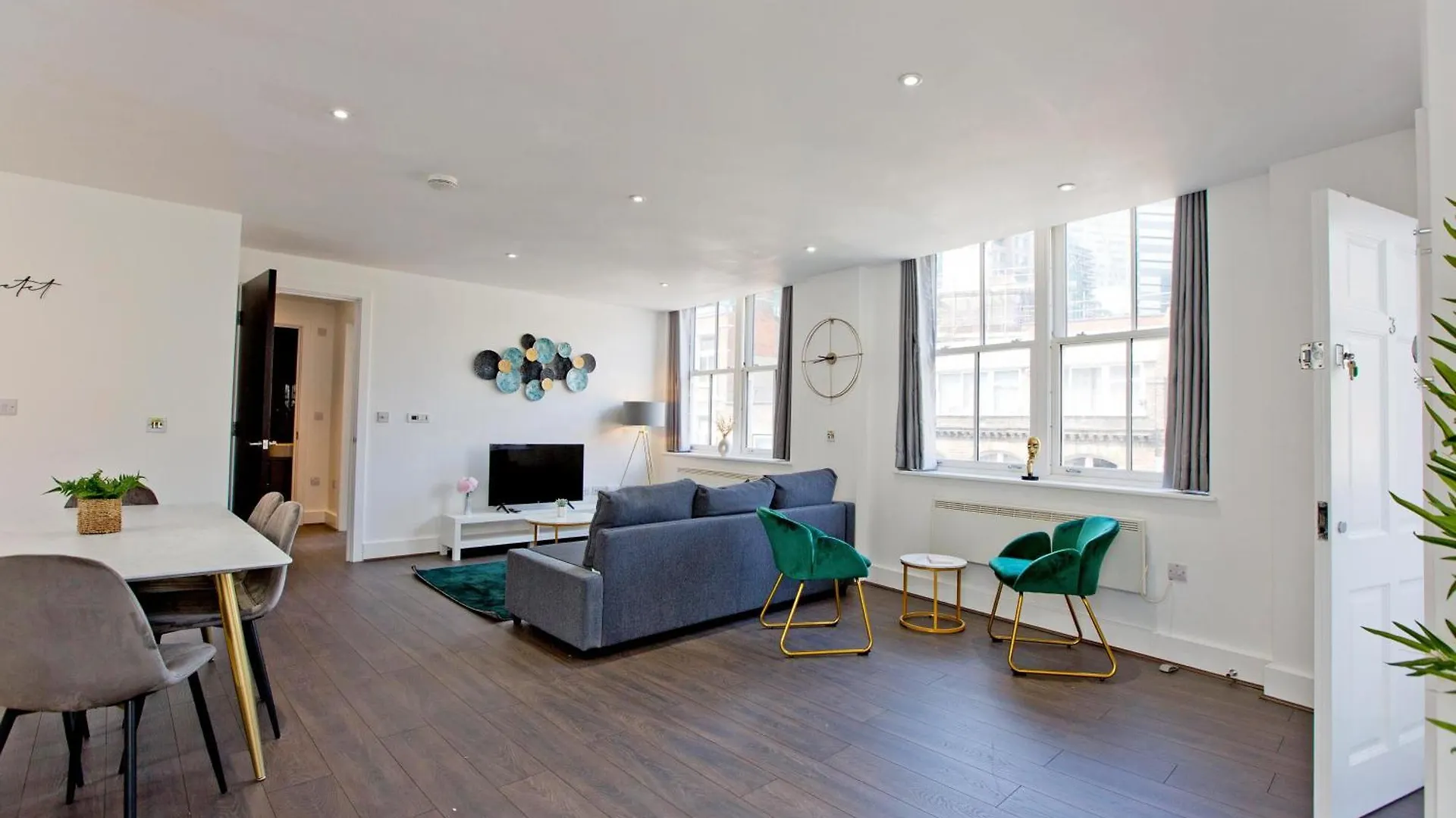 Imperial Liverpool Street Apartments Londra