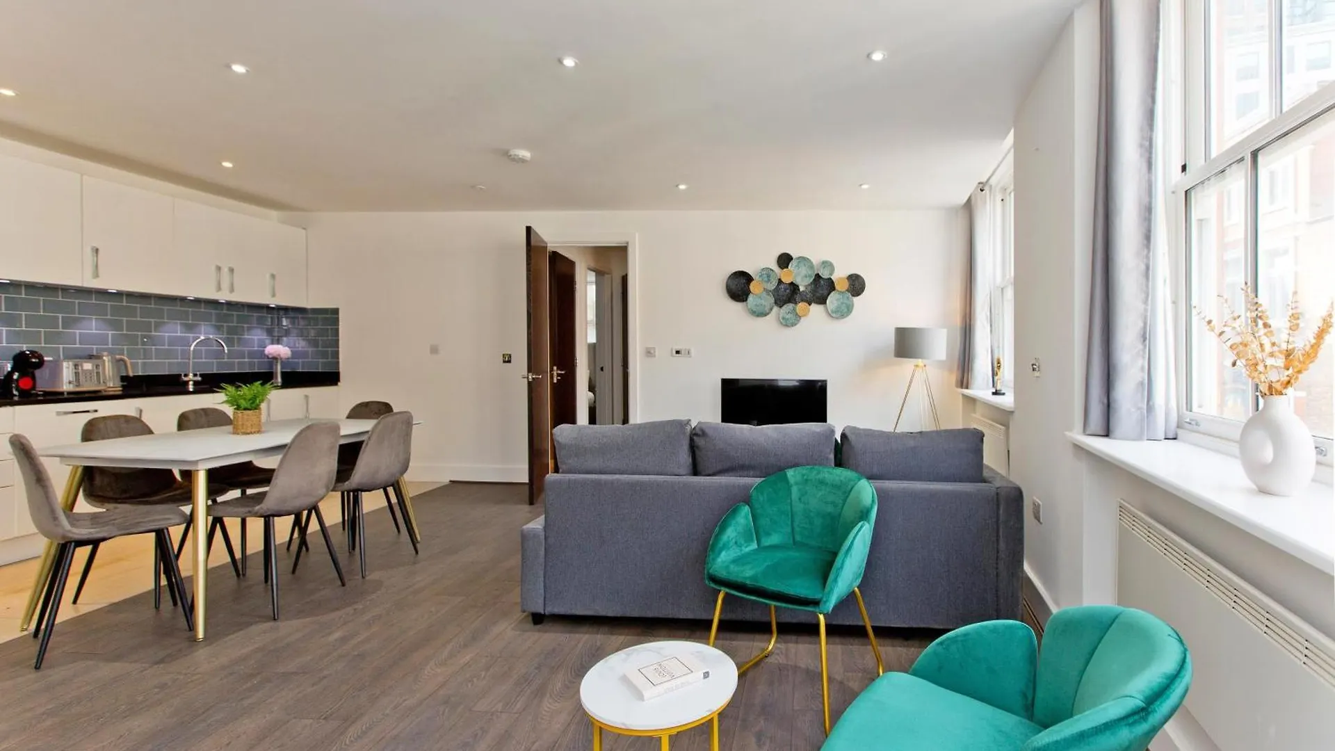 Imperial Liverpool Street Apartments Londra