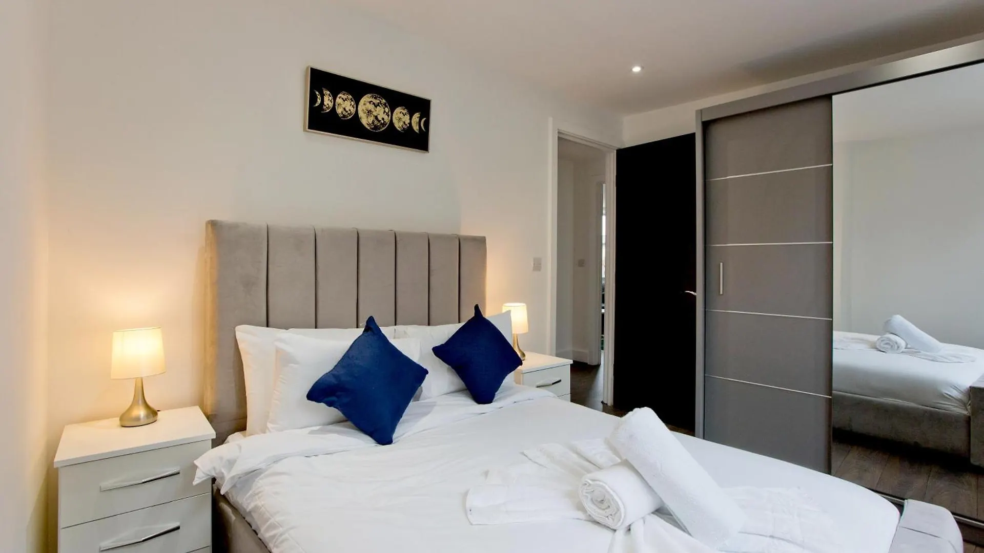 Imperial Liverpool Street Apartments Londra