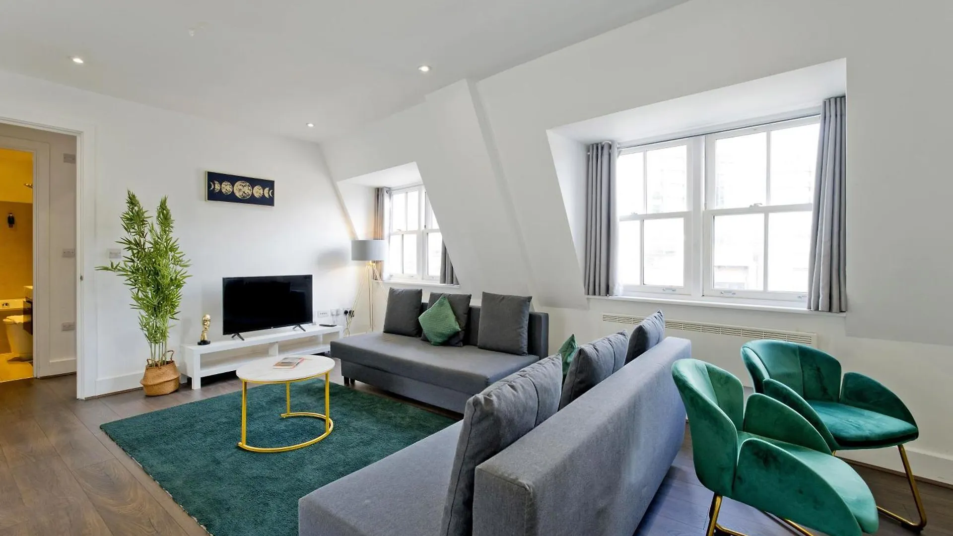Imperial Liverpool Street Apartments Londra 0*,  Regno Unito