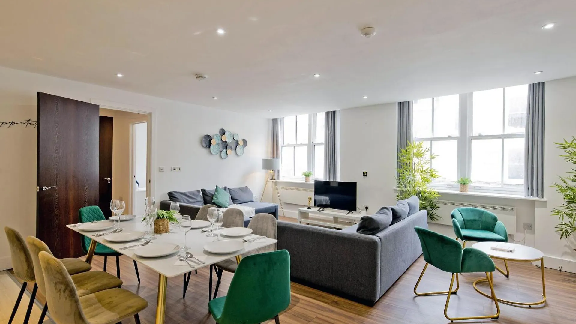 Imperial Liverpool Street Apartments Londra
