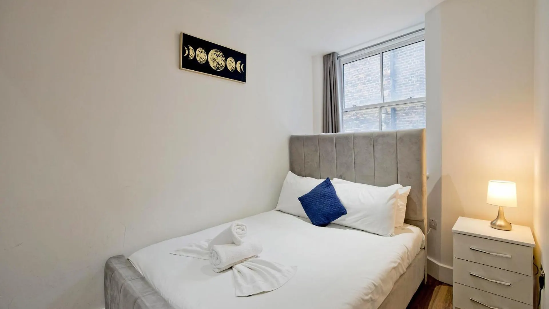 Imperial Liverpool Street Apartments Londra