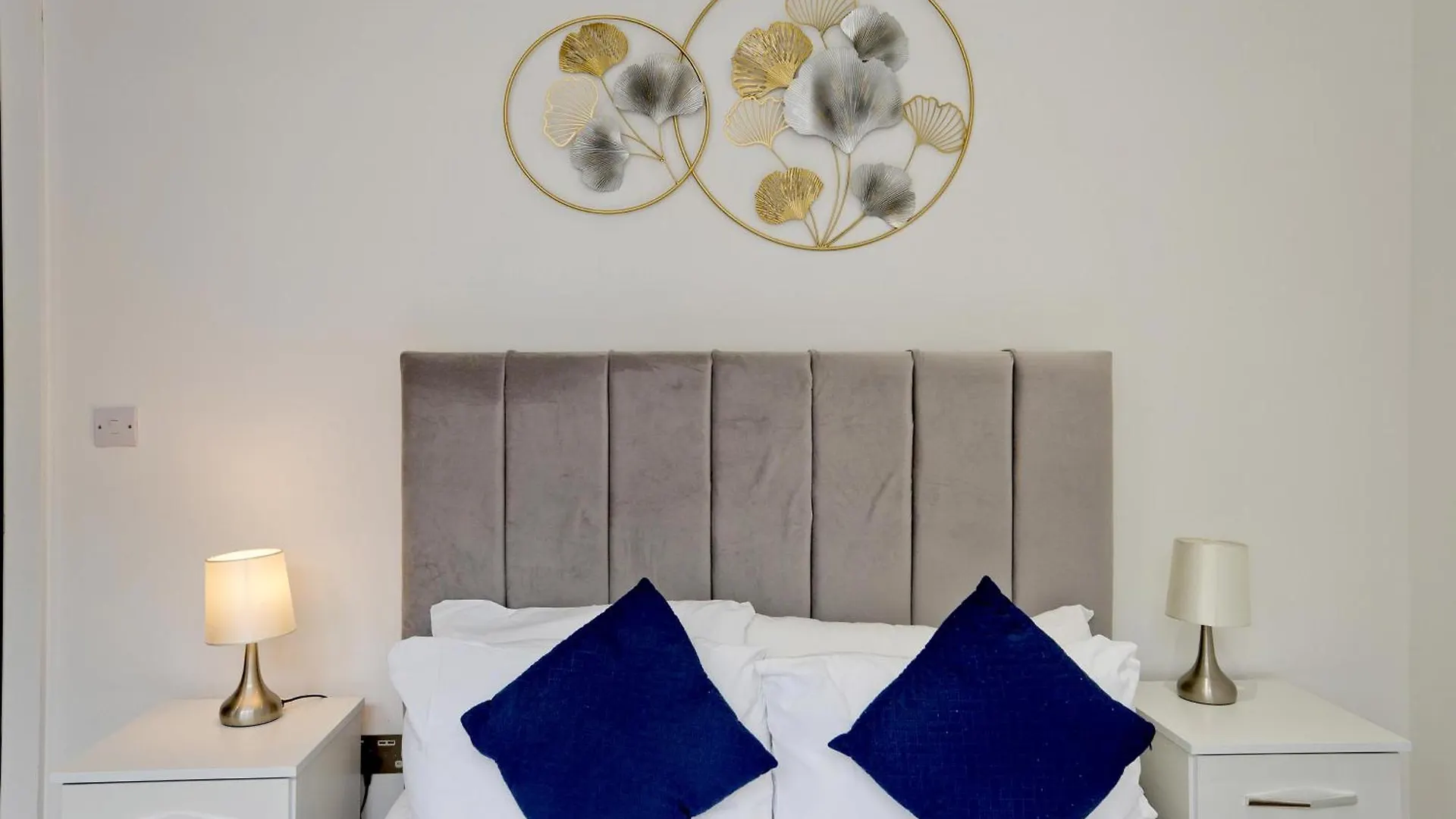 Imperial Liverpool Street Apartments Londra